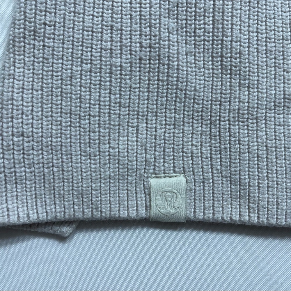 Lululemon Merino Wool Blend Ribbed Crewneck Sweater Womens Size 6 Ivory LW3GKAS - Picture 12 of 13